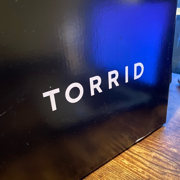 Torrid Sandals New In Box - Picture 2 of 10